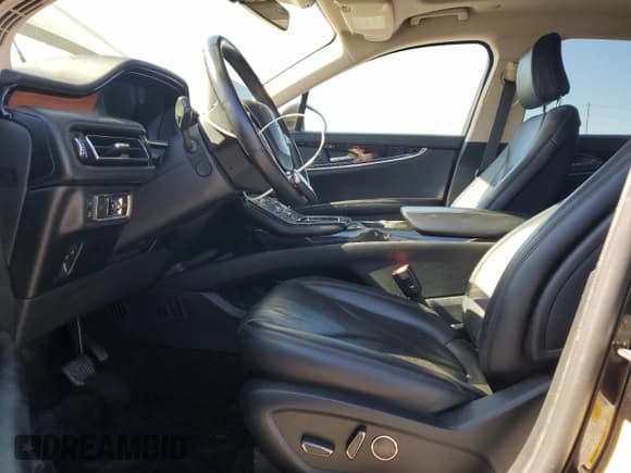 ✅ 2021 Lincoln Nautilus Reserve • VIN: 2LMPJ8K97MBL01536 • Lot: 81302765. Wystawiony na Copart z przebiegiem 85 939 mil. Bezpłatny archiwum sprzedaży aukcyjnych z USA i szczegółowy raport historii pojazdu na DreamBid. Zdjęcie 7.