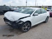 ✅ 2019 Buick Regal Preferred • VIN: W04GL6SX2K1030529 • Lot: 42747527. Wystawiony na IAAI z przebiegiem 77 834 mil. Bezpłatny archiwum sprzedaży aukcyjnych z USA i szczegółowy raport historii pojazdu na DreamBid. Zdjęcie 2.