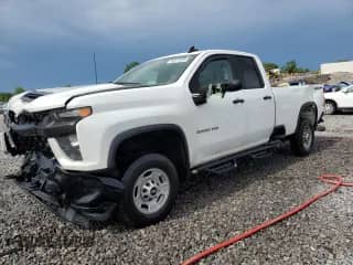 2020 Chevrolet Silverado 2500HD Work Truck z VIN 1GC5YLE73LF296980, wystawiony jako Copart lot #54371855 z przebiegiem 127 895 mil mil oraz Szkoda całkowita • Salvage title. Historia ofert i sprzedaży dostępna na DreamBid. Obrazek 1.