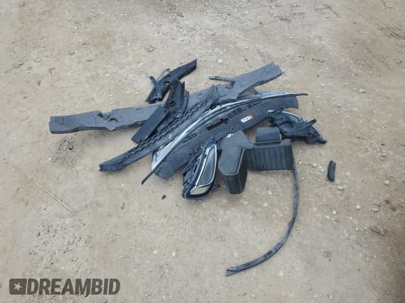 ✅ 2012 Hyundai Azera • VIN: KMHFH4JG5CA155370 • Лот: 55601835. Опубликован ранее на Copart с пробегом 64 031 миль. Бесплатный доступ к архиву аукционных продаж из США и подробный отчёт об истории автомобиля на DreamBid. Изображение 12.