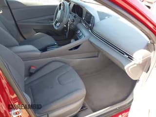 ✅ 2021 Hyundai Elantra SE • VIN: KMHLL4AG1MU071872 • Lot: 43457624. Listed on IAAI with 63,154 mi. Free auction sales archive from the USA and detailed vehicle history report at DreamBid. Image 5.