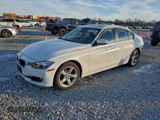 ✅ 2013 BMW 3 Series 328i xDrive • VIN: WBA3B5G52DNP40970 • Lot: 94859045. Wystawiony na Copart z przebiegiem 121 563 mil. Bezpłatny archiwum sprzedaży aukcyjnych z USA i szczegółowy raport historii pojazdu na DreamBid. Zdjęcie 1.
