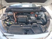 ✅ 2019 Honda Clarity • VIN: JHMZC5F16KC001861 • Lot: 43519638. Wystawiony na IAAI z przebiegiem 62 827 mil. Bezpłatny archiwum sprzedaży aukcyjnych z USA i szczegółowy raport historii pojazdu na DreamBid. Zdjęcie 10.