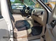 ✅ 2005 Ford Expedition Limited • VIN: 1FMFU20585LA12744 • Lot: 42275926. Listed on IAAI with 262,375 mi. Free auction sales archive from the USA and detailed vehicle history report at DreamBid. Image 5.