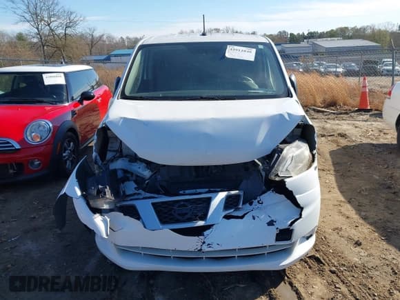 ✅ 2020 Nissan NV200 SV • VIN: 3N6CM0KN4LK697774 • Lot: 43912848. Wystawiony na IAAI z przebiegiem 102 848 mil. Bezpłatny archiwum sprzedaży aukcyjnych z USA i szczegółowy raport historii pojazdu na DreamBid. Zdjęcie 12.