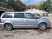 ✅ 2013 Chrysler Town & Country Touring L • VIN: 2C4RC1CG6DR615838 • Lot: 43219146. Listed on IAAI with 117,769 mi. Free auction sales archive from the USA and detailed vehicle history report at DreamBid. Image 14.