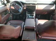 ✅ 2023 Land Rover Range Rover Autobiography • VIN: SALK1BE71PA037563 • Лот: 65063235. Опубликован ранее на Copart с пробегом 13 543 миль. Бесплатный доступ к архиву аукционных продаж из США и подробный отчёт об истории автомобиля на DreamBid. Изображение 8.