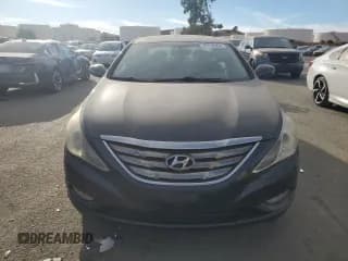 ✅ 2011 Hyundai Sonata SE • VIN: 5NPEC4AC8BH124438 • Lot: 75138304. Listed on Copart with 217,459 mi. Free auction sales archive from the USA and detailed vehicle history report at DreamBid. Image 5.