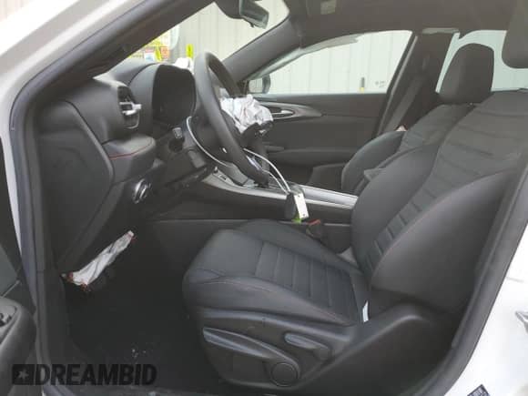 2023 Dodge Hornet GT z VIN ZACNDFAN2P3A03291, wystawiony jako Copart lot #43800994 z przebiegiem 4 368 mil mil oraz Szkoda całkowita • Salvage title. Historia ofert i sprzedaży dostępna na DreamBid. Obrazek 7.