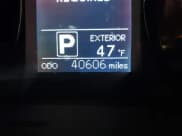 ✅ 2015 Toyota Sienna LE • VIN: 5TDJK3DC5FS121620 • Lot: 43575688. Wystawiony na IAAI z przebiegiem 40 606 mil. Bezpłatny archiwum sprzedaży aukcyjnych z USA i szczegółowy raport historii pojazdu na DreamBid. Zdjęcie 16.