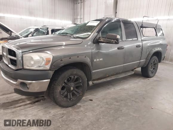✅ 2008 Dodge 1500 ST • VIN: 1D7HU18N98S630327 • Лот: 40846168. Опубликован ранее на IAAI с пробегом 234 540 миль. Бесплатный доступ к архиву аукционных продаж из США и подробный отчёт об истории автомобиля на DreamBid. Изображение 2.