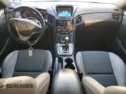 ✅ 2014 Hyundai Genesis Coupe R-Spec • VIN: KMHHT6KD0EU119935 • Lot: 89406735. Wystawiony na Copart z przebiegiem 151 424 mil. Bezpłatny archiwum sprzedaży aukcyjnych z USA i szczegółowy raport historii pojazdu na DreamBid. Zdjęcie 8.