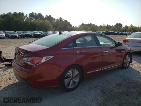 ✅ 2014 Hyundai Sonata • VIN: KMHEC4A41EA103396 • Lot: 71260244. Listed on Copart with 127,015 mi. Free auction sales archive from the USA and detailed vehicle history report at DreamBid. Image 3.