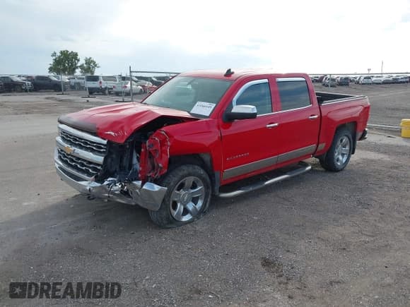 ✅ 2018 Chevrolet Silverado 1500 LTZ • VIN: 3GCUKSEC9JG328282 • Lot: 43266149. Wystawiony na IAAI z przebiegiem 188 401 mil. Bezpłatny archiwum sprzedaży aukcyjnych z USA i szczegółowy raport historii pojazdu na DreamBid. Zdjęcie 2.