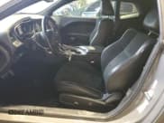 ✅ 2019 Dodge Challenger R/T • VIN: 2C3CDZBT7KH508921 • Lot: 90670475. Wystawiony na Copart z przebiegiem 53 568 mil. Bezpłatny archiwum sprzedaży aukcyjnych z USA i szczegółowy raport historii pojazdu na DreamBid. Zdjęcie 7.