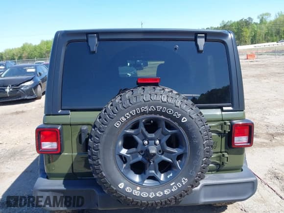 ✅ 2023 Jeep Wrangler Sport S • VIN: 1C4HJXDN0PW695795 • Lot: 41974691. Listed on IAAI with 32,734 mi. Free auction sales archive from the USA and detailed vehicle history report at DreamBid. Image 16.