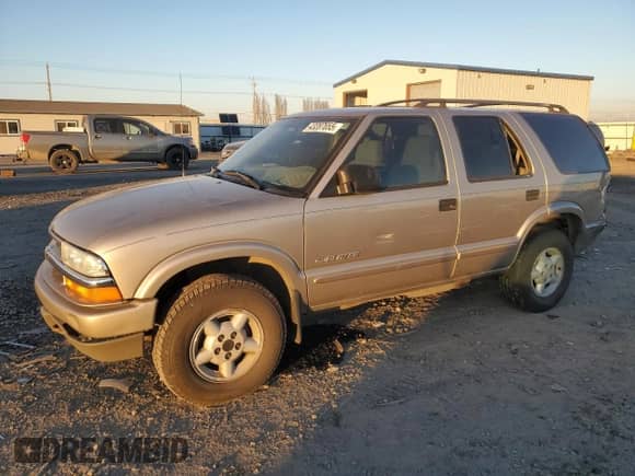 2004 Chevrolet Blazer LS with VIN 1GNDT13X84K156716, listed as a Copart auction lot 43287655 with Not provided miles and Salvage title. Bid and sale history available at DreamBid. Image 1.