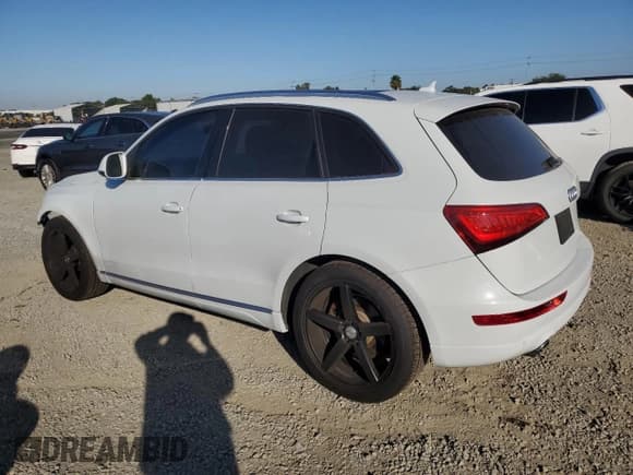 ✅ 2014 Audi Q5 Premium Plus • VIN: WA1CMAFP9EA007651 • Лот: 90600425. Опубликован ранее на Copart с пробегом 119 743 миль. Бесплатный доступ к архиву аукционных продаж из США и подробный отчёт об истории автомобиля на DreamBid. Изображение 2.