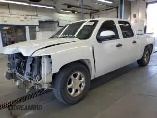 2008 Chevrolet Silverado 1500 1LT with VIN 3GCEC13058G218554, listed as a Copart auction lot 84403395 with 182,429 mi miles and Salvage title. Bid and sale history available at DreamBid. Image 1.