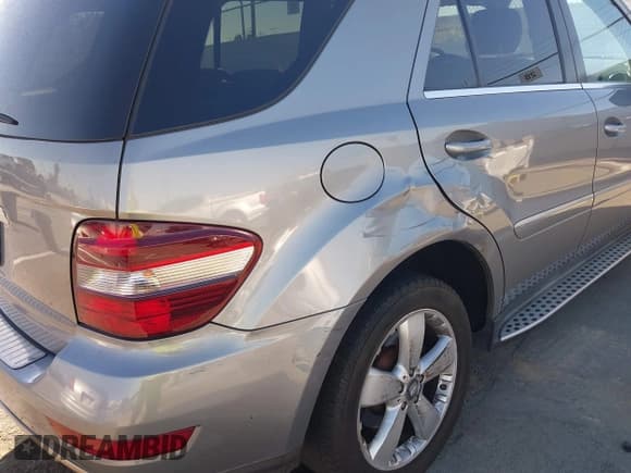 ✅ 2010 Mercedes-Benz M 350 • VIN: 4JGBB5GB9AA539165 • Lot: 43791449. Wystawiony na IAAI z przebiegiem 151 912 mil. Bezpłatny archiwum sprzedaży aukcyjnych z USA i szczegółowy raport historii pojazdu na DreamBid. Zdjęcie 6.