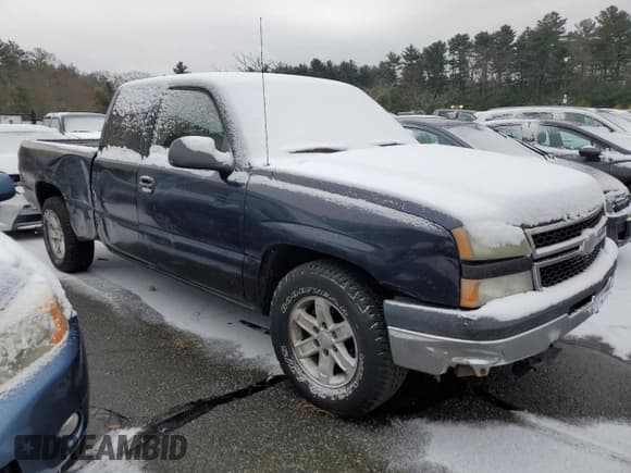 ✅ 2006 Chevrolet Silverado 1500 LS • VIN: 1GCEC19XX6Z218955 • Lot: 85289534. Listed on Copart with Not provided. Free auction sales archive from the USA and detailed vehicle history report at DreamBid. Image 4.