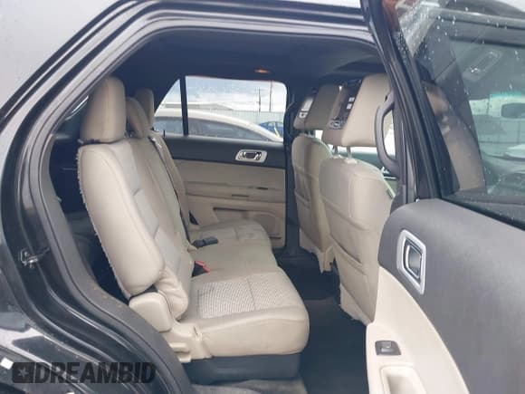 ✅ 2013 Ford Explorer XLT • VIN: 1FM5K7D96DGA90104 • Lot: 41954541. Wystawiony na IAAI z przebiegiem 162 147 mil. Bezpłatny archiwum sprzedaży aukcyjnych z USA i szczegółowy raport historii pojazdu na DreamBid. Zdjęcie 8.