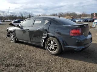 ✅ 2013 Dodge Avenger SE • VIN: 1C3CDZAB0DN526227 • Lot: 41336235. Wystawiony na Copart z przebiegiem 44 888 mil. Bezpłatny archiwum sprzedaży aukcyjnych z USA i szczegółowy raport historii pojazdu na DreamBid. Zdjęcie 2.