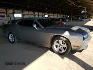 ✅ 2013 Dodge Challenger R/T • VIN: 2C3CDYBT4DH674598 • Lot: 49915445. Wystawiony na Copart z przebiegiem 185 158 mil. Bezpłatny archiwum sprzedaży aukcyjnych z USA i szczegółowy raport historii pojazdu na DreamBid. Zdjęcie 4.