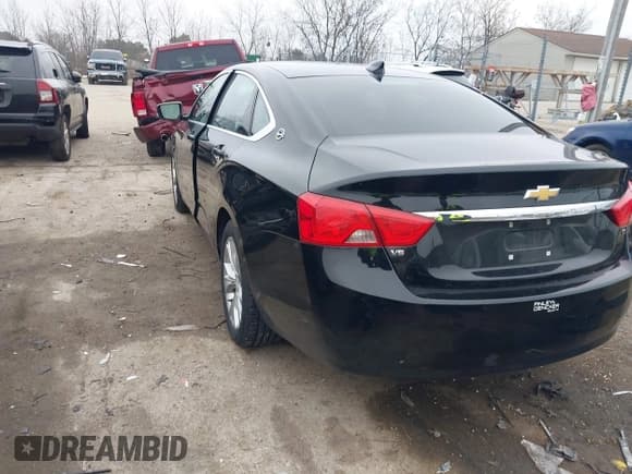 ✅ 2015 Chevrolet Impala LT • VIN: 2G1125S39F9277692 • Lot: 43747734. Listed on IAAI with 116,049 mi. Free auction sales archive from the USA and detailed vehicle history report at DreamBid. Image 3.