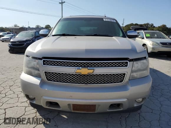 ✅ 2008 Chevrolet Suburban LTZ • VIN: 1GNFK16308J213927 • Lot: 81918815. Listed on Copart with 330,515 mi. Free auction sales archive from the USA and detailed vehicle history report at DreamBid. Image 5.