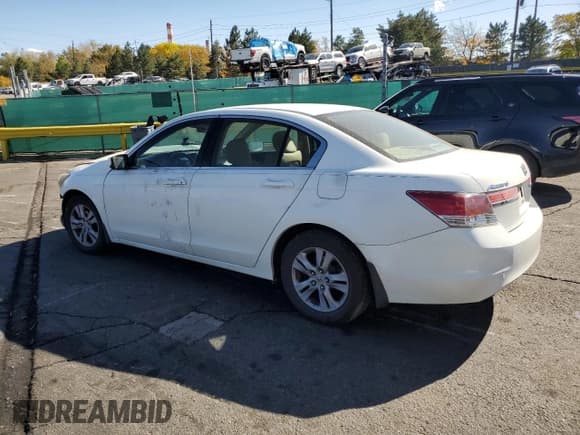✅ 2012 Honda Accord SE • VIN: 1HGCP2F63CA051511 • Lot: 87118255. Listed on Copart with 250,627 mi. Free auction sales archive from the USA and detailed vehicle history report at DreamBid. Image 2.