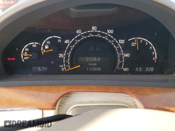 ✅ 2004 Mercedes-Benz S 430 • VIN: WDBNG70J64A387204 • Lot: 84753314. Listed on Copart with 112,898 mi. Free auction sales archive from the USA and detailed vehicle history report at DreamBid. Image 9.