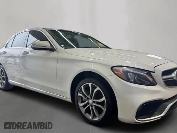 ✅ 2015 Mercedes-Benz C 300 Luxury • VIN: 55SWF4KB0FU020322 • Lot: 65088655. Listed on Copart with 145,456 mi. Free auction sales archive from the USA and detailed vehicle history report at DreamBid. Image 1.