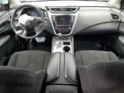 ✅ 2023 Nissan Murano S • VIN: 5N1AZ2AJ7PC129967 • Лот: 63446985. Опубликован ранее на Copart с пробегом 54 382 миль. Бесплатный доступ к архиву аукционных продаж из США и подробный отчёт об истории автомобиля на DreamBid. Изображение 8.