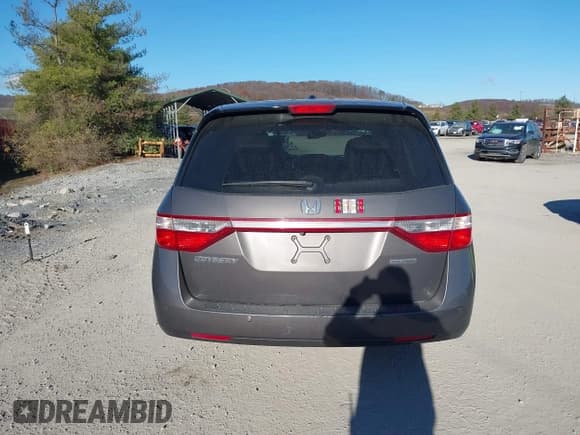 ✅ 2012 Honda Odyssey Touring • VIN: 5FNRL5H93CB037791 • Лот: 43678831. Опубликован ранее на IAAI с пробегом 241 470 миль. Бесплатный доступ к архиву аукционных продаж из США и подробный отчёт об истории автомобиля на DreamBid. Изображение 17.