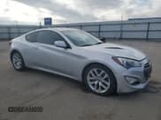✅ 2014 Hyundai Genesis Coupe R-Spec • VIN: KMHHT6KD1EU119779 • Lot: 46174445. Wystawiony na Copart z przebiegiem 98 236 mil. Bezpłatny archiwum sprzedaży aukcyjnych z USA i szczegółowy raport historii pojazdu na DreamBid. Zdjęcie 4.