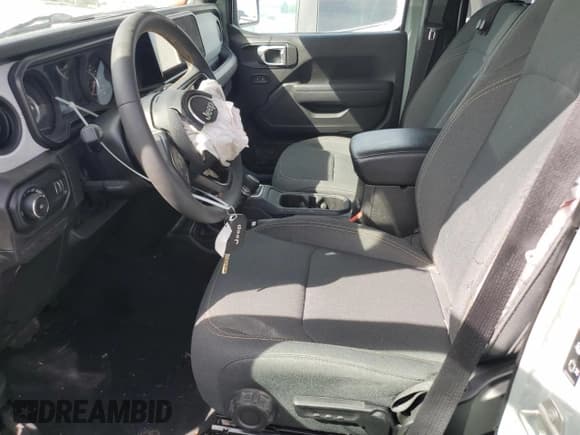 ✅ 2024 Jeep Wrangler Sport S • VIN: 1C4PJXDN4RW110702 • Lot: 84594345. Listed on Copart with 43,992 mi. Free auction sales archive from the USA and detailed vehicle history report at DreamBid. Image 7.