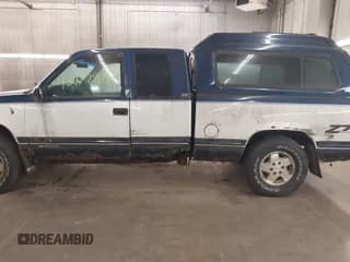 ✅ 1995 Chevrolet Silverado 1500 • VIN: 2GCEK19KXS1240206 • Lot: 43177964. Wystawiony na IAAI z przebiegiem 150 160 mil. Bezpłatny archiwum sprzedaży aukcyjnych z USA i szczegółowy raport historii pojazdu na DreamBid. Zdjęcie 6.