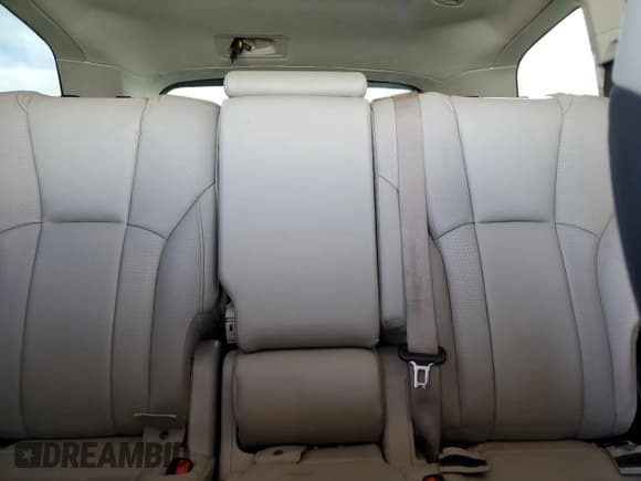 ✅ 2019 Subaru Ascent Limited • VIN: 4S4WMALD7K3429538 • Lot: 92448755. Wystawiony na Copart z przebiegiem 110 868 mil. Bezpłatny archiwum sprzedaży aukcyjnych z USA i szczegółowy raport historii pojazdu na DreamBid. Zdjęcie 10.