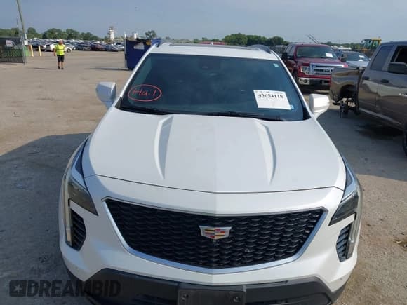 ✅ 2019 Cadillac XT4 FWD Sport • VIN: 1GYFZER49KF126886 • Lot: 43054118. Listed on IAAI with 169,970 mi. Free auction sales archive from the USA and detailed vehicle history report at DreamBid. Image 6.