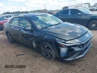 2025 Hyundai Elantra SEL Convenience с VIN KMHLS4DG5SU920820, выставлен на аукционе IAAI как лот 43276415 с пробегом 13 387 миль миль и . История ставок и продаж доступна на DreamBid. Изображение 1.