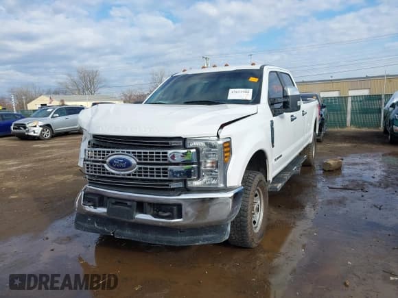 ✅ 2019 Ford F-250 XL • VIN: 1FT7W2BT0KEC45211 • Лот: 43652500. Опубликован ранее на IAAI с пробегом 151 048 миль. Бесплатный доступ к архиву аукционных продаж из США и подробный отчёт об истории автомобиля на DreamBid. Изображение 12.