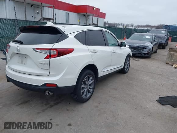 ✅ 2019 Acura RDX Technology • VIN: 5J8TC2H54KL003602 • Лот: 41778587. Опубликован ранее на IAAI с пробегом 122 031 миль. Бесплатный доступ к архиву аукционных продаж из США и подробный отчёт об истории автомобиля на DreamBid. Изображение 4.