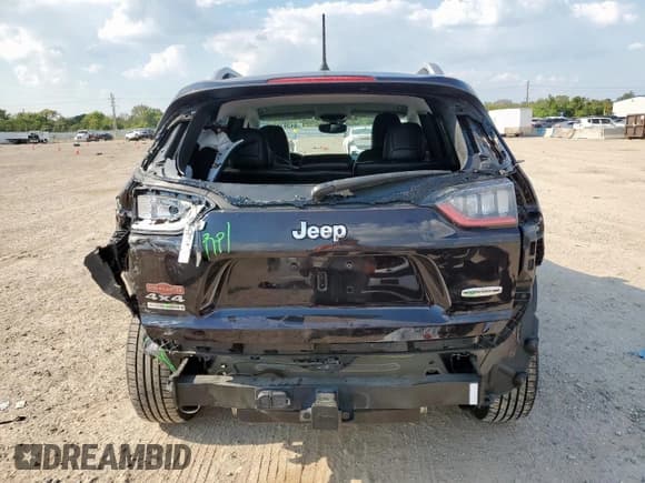 ✅ 2021 Jeep Cherokee Latitude Lux • VIN: 1C4PJMMX6MD177046 • Lot: 84397615. Wystawiony na Copart z przebiegiem 32 094 mil. Bezpłatny archiwum sprzedaży aukcyjnych z USA i szczegółowy raport historii pojazdu na DreamBid. Zdjęcie 6.