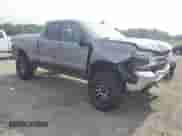 2020 Chevrolet Silverado 1500 LT z VIN 1GCRYDEK6LZ115154, wystawiony jako IAAI lot #42620238 z przebiegiem 97 370 mil mil oraz . Historia ofert i sprzedaży dostępna na DreamBid. Obrazek 1.