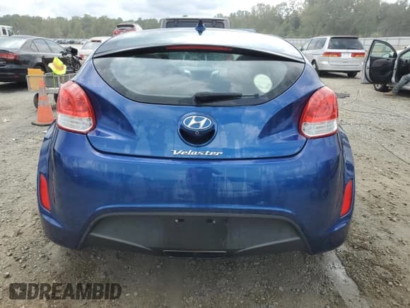 ✅ 2017 Hyundai Veloster • VIN: KMHTC6AD0HU310352 • Lot: 73225794. Listed on Copart with 88,999 mi. Free auction sales archive from the USA and detailed vehicle history report at DreamBid. Image 6.