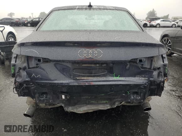 ✅ 2018 Audi A4 Premium Plus • VIN: WAULMAF44JA098248 • Lot: 91323205. Listed on Copart with 47,489 mi. Free auction sales archive from the USA and detailed vehicle history report at DreamBid. Image 6.