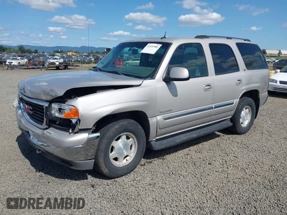 ✅ 2004 GMC Yukon SLT • VIN: 1GKEK13TX4J234968 • Lot: 42424980. Wystawiony na IAAI z przebiegiem 131 800 mil. Bezpłatny archiwum sprzedaży aukcyjnych z USA i szczegółowy raport historii pojazdu na DreamBid. Zdjęcie 17.