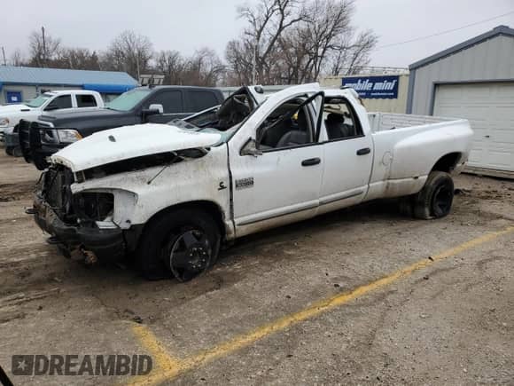 2007 Dodge 3500 Laramie z VIN 3D3MX48C17G723839, wystawiony jako Copart lot #42951025 z przebiegiem Nie podano mil oraz Szkoda całkowita • Salvage title. Historia ofert i sprzedaży dostępna na DreamBid. Obrazek 1.
