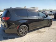 ✅ 2019 Chrysler Pacifica Hybrid Touring Plus • VIN: 2C4RC1H75KR653521 • Лот: 69822014. Опубликован ранее на Copart с пробегом 128 429 миль. Бесплатный доступ к архиву аукционных продаж из США и подробный отчёт об истории автомобиля на DreamBid. Изображение 3.